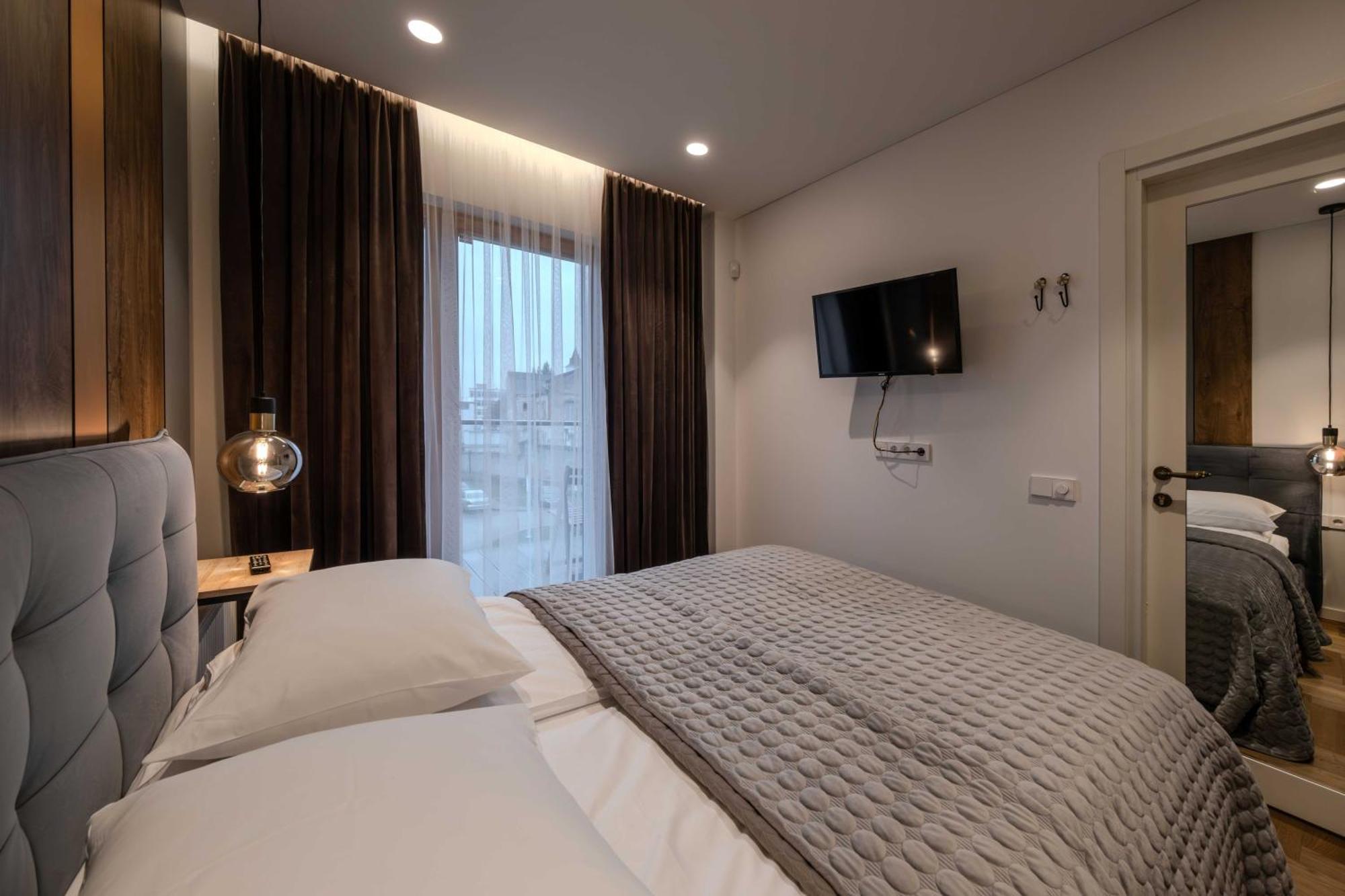 King Mindaugas Apartments Каунас Екстериор снимка