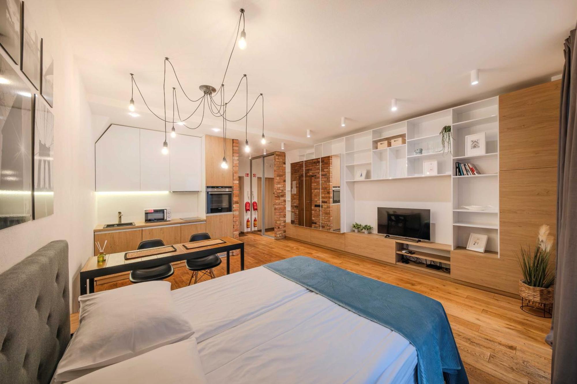King Mindaugas Apartments Каунас Екстериор снимка