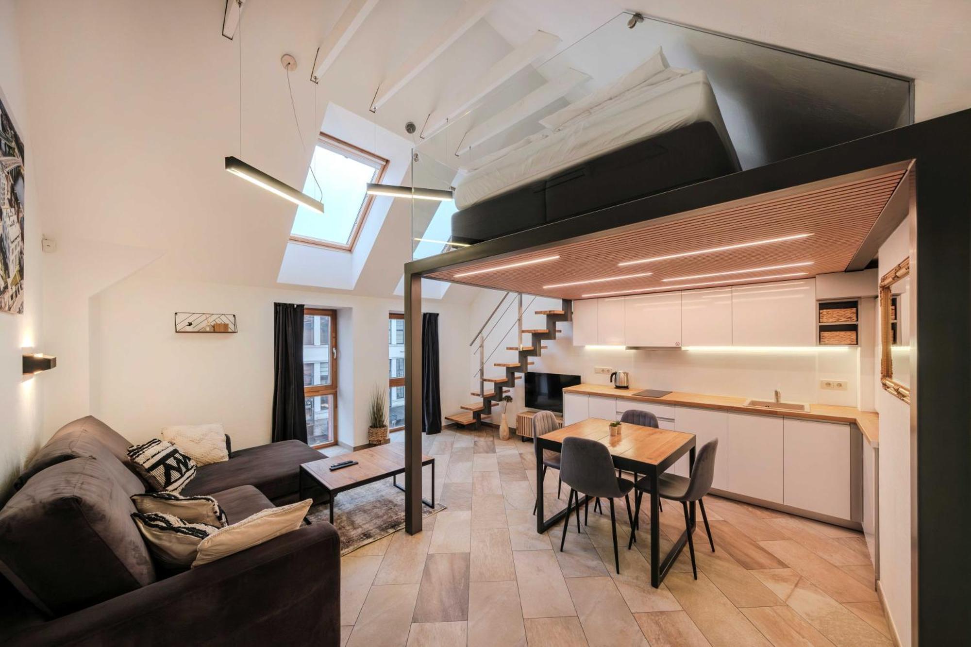 King Mindaugas Apartments Каунас Екстериор снимка